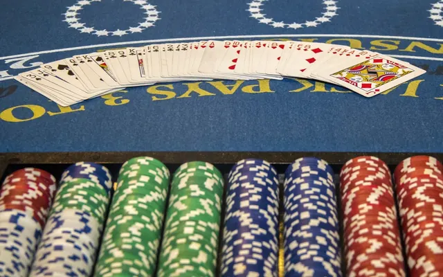 Live dealer casinos